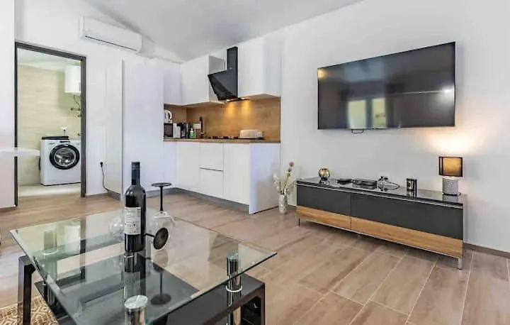 Apartments Eden